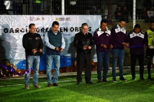 Rehabilitan espacios para la práctica de fútbol en García